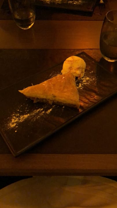 Der Weltbeste Baklava - serviert mit Eis im Steakhouse! Gloria Serenity Resort