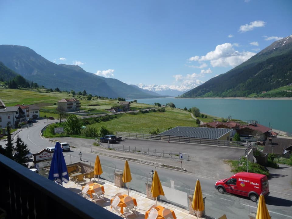 Seeblick Hotel Am Reschensee
