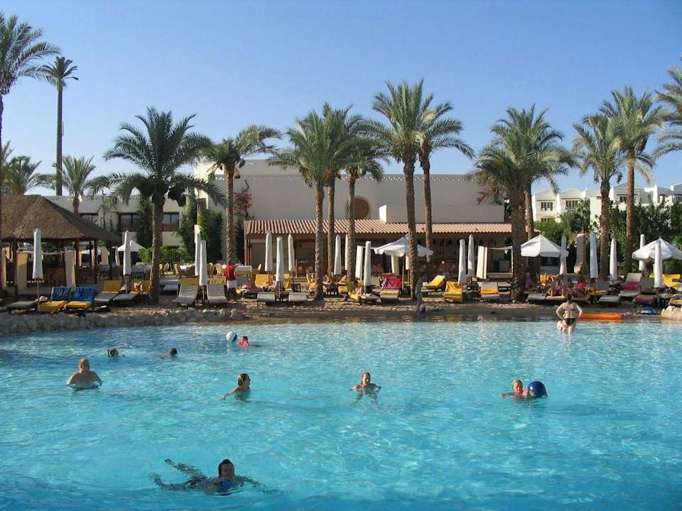 Pool mit Sandstrand Ghazala Gardens