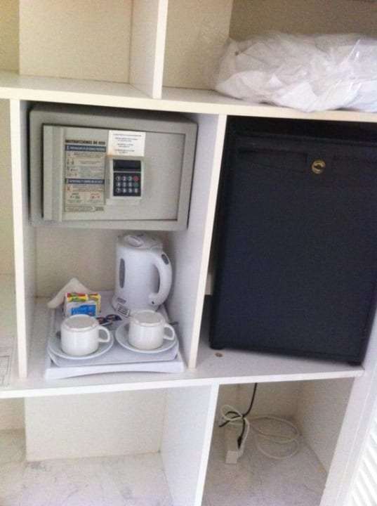 Tresor und Kühlschrank Hotel Duque de Najera