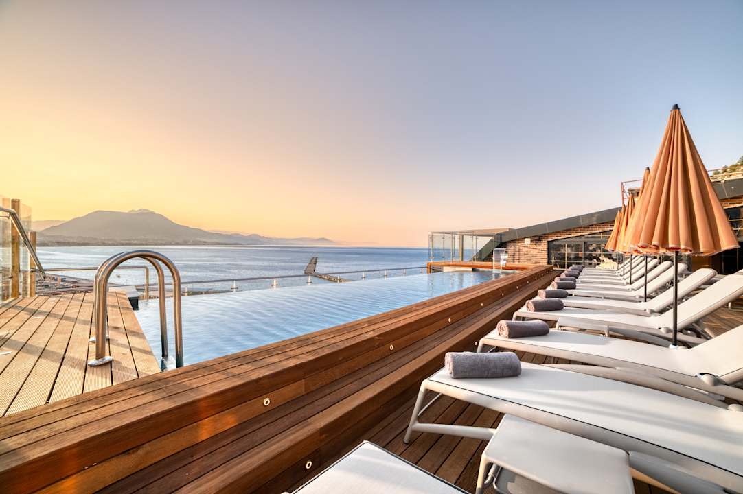 Pool Numa Port Hotel