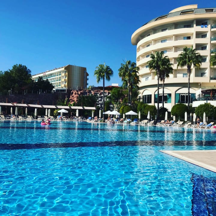 Pool Saphir Resort & Spa