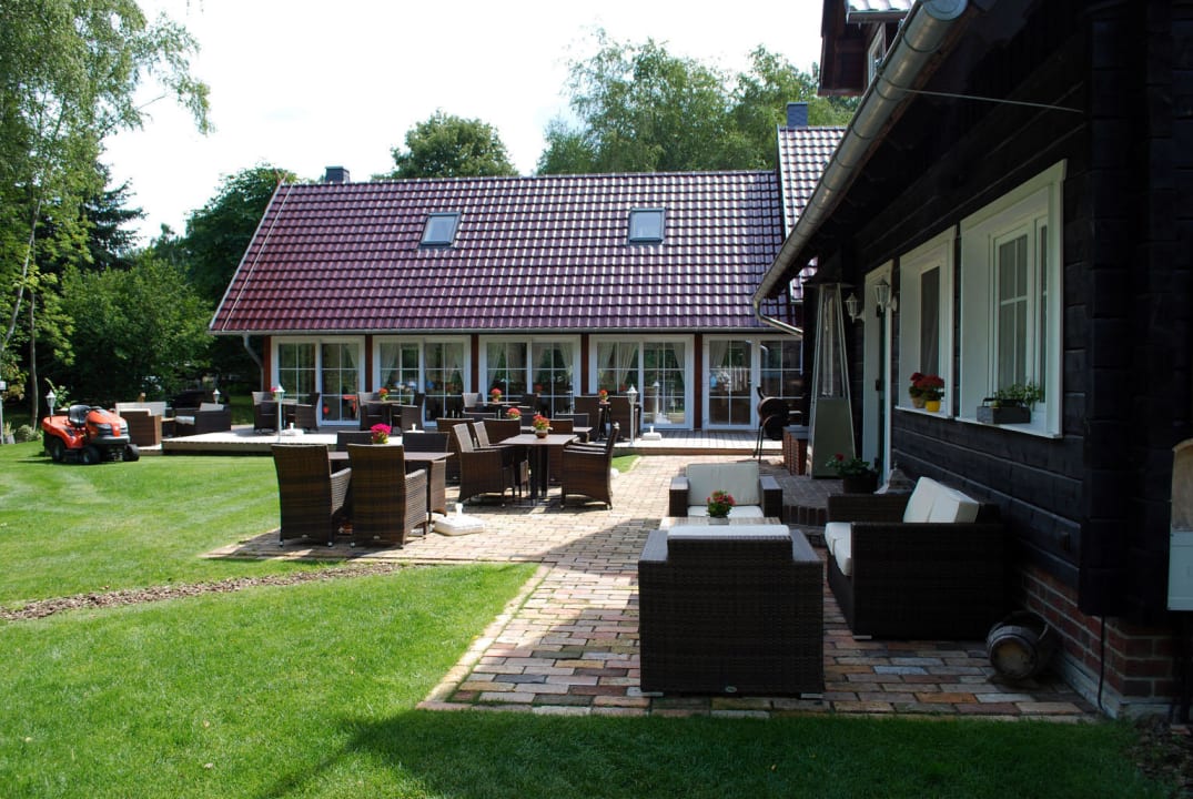 Grillplatz mit Wintergarten Zum Schlangenkönig