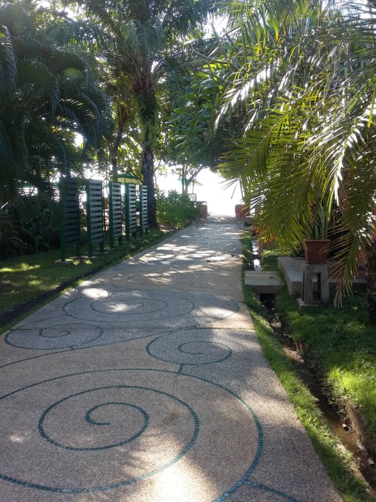 Weg zum Strand Baan Khaolak Beach Resort