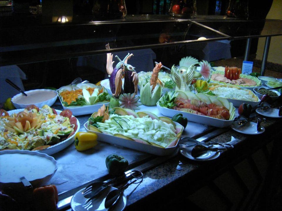 Salatbuffet am Abend Playabachata Hotel