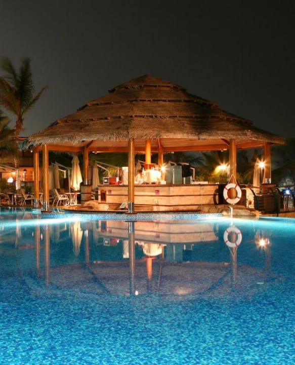 "Pool Bei Nacht" Le Meridien Mina Seyahi Beach Resort & Waterpark ...