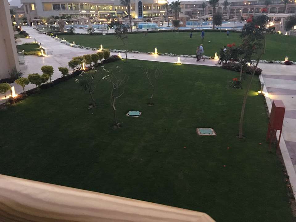 Gartenanlage Pickalbatros Royal Moderna Resort-Sharm El Sheikh