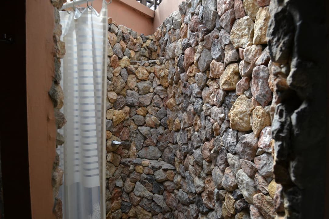 Dusche fanden wir super The Fair House Beach Resort