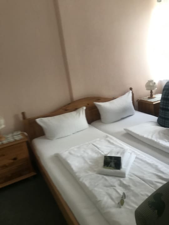 Zimmer Gaststätte und Pension Lichtenhainer Wasserfall