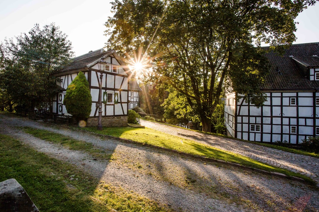 Außenansicht Hotel Gut Hungenbach