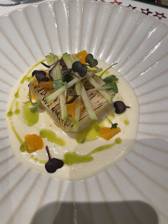 Gastro Acanthus Cennet Barut Collection