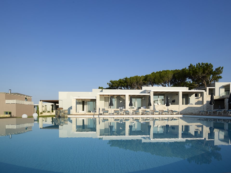 Pool Kakkos Beach Hotel