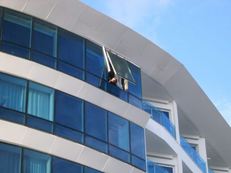 Man kann aus dem 5. Stock fallen Q Premium Resort