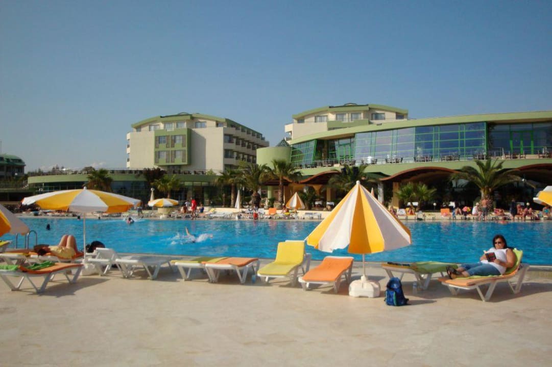 Pool VONRESORT Golden Coast