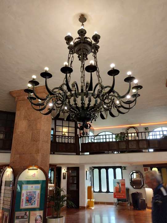 Lobby Hotel Parque Tropical