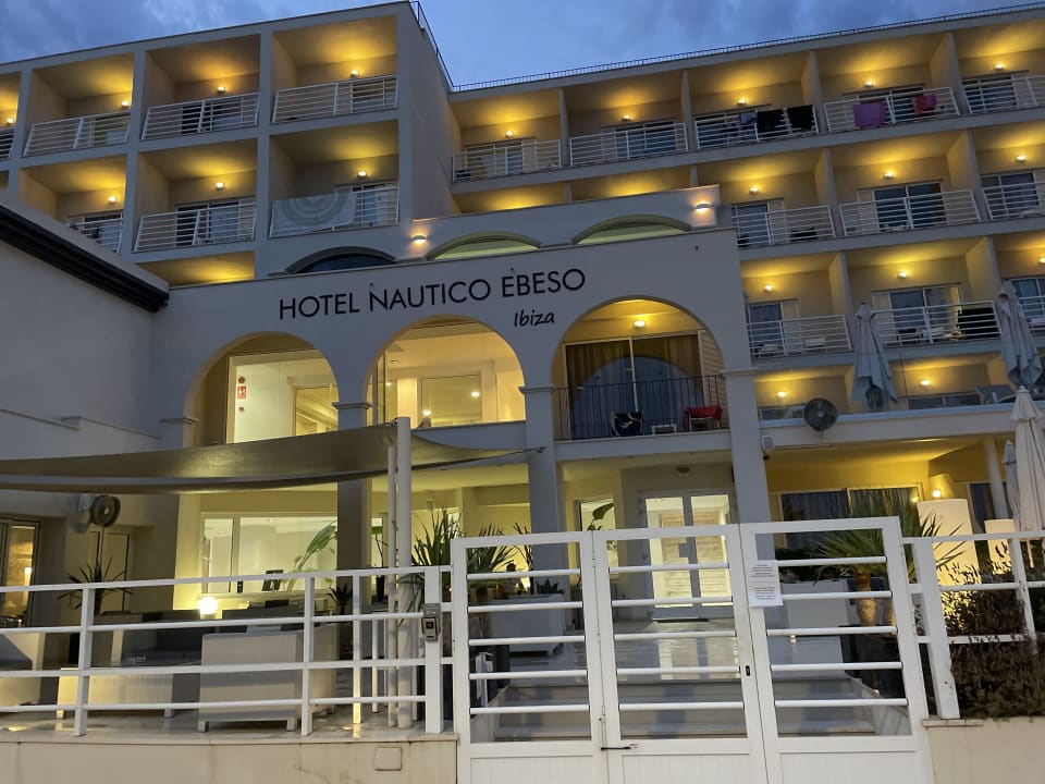 Außenansicht BG Hotel Nautico Ebeso