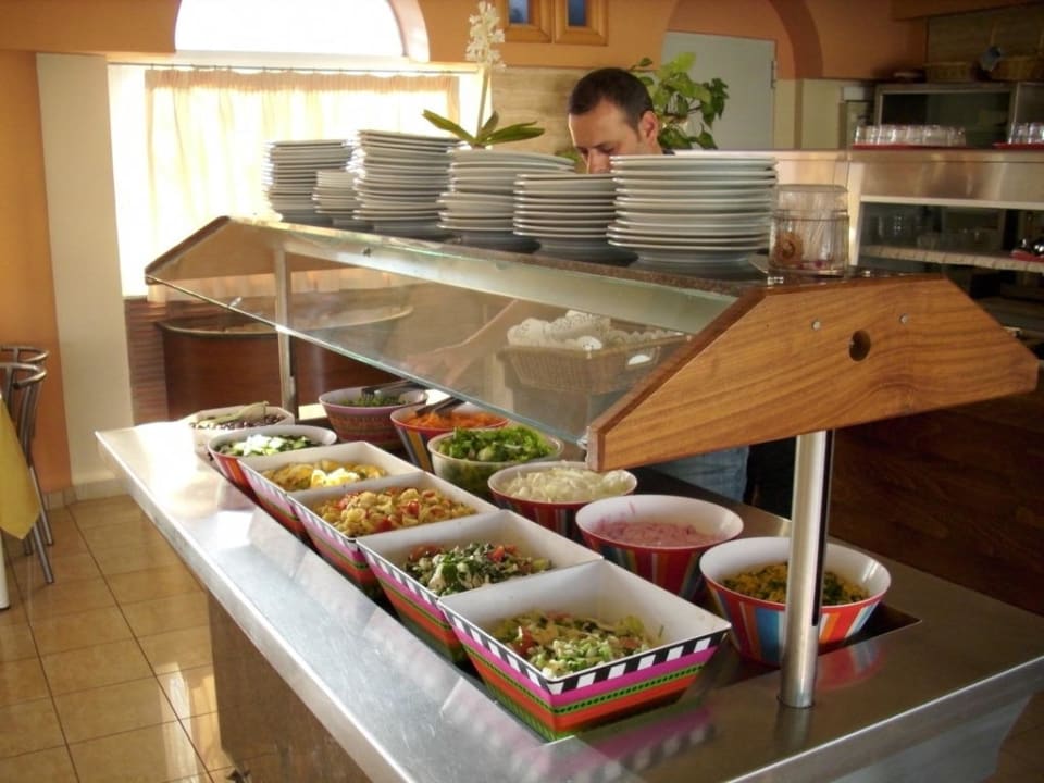 Blick auf das Salatbuffet Hotel Faliraki Bay