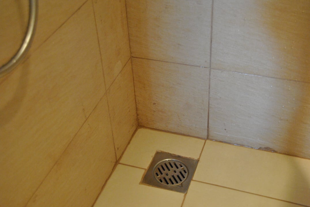 Schimmel in der Dusche Anantara The Palm Dubai Resort
