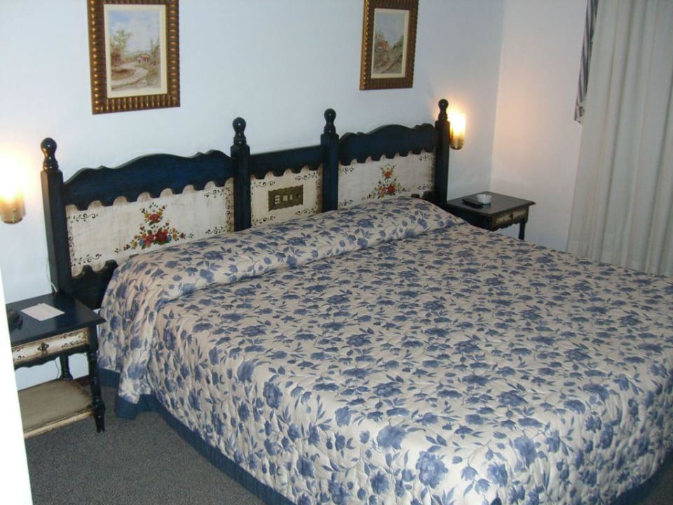 Zimmer - Doppelbett Hotel Tannenhof Othon