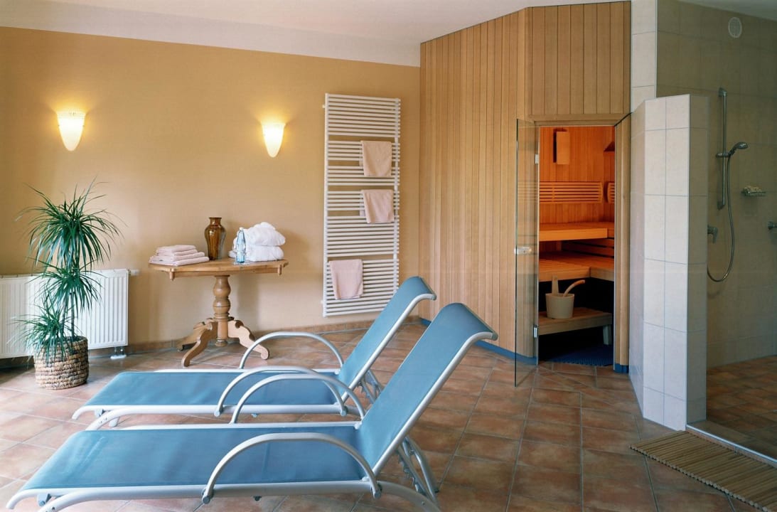 Saunaanlage mit Bio-Heubett Hotel Ampervilla