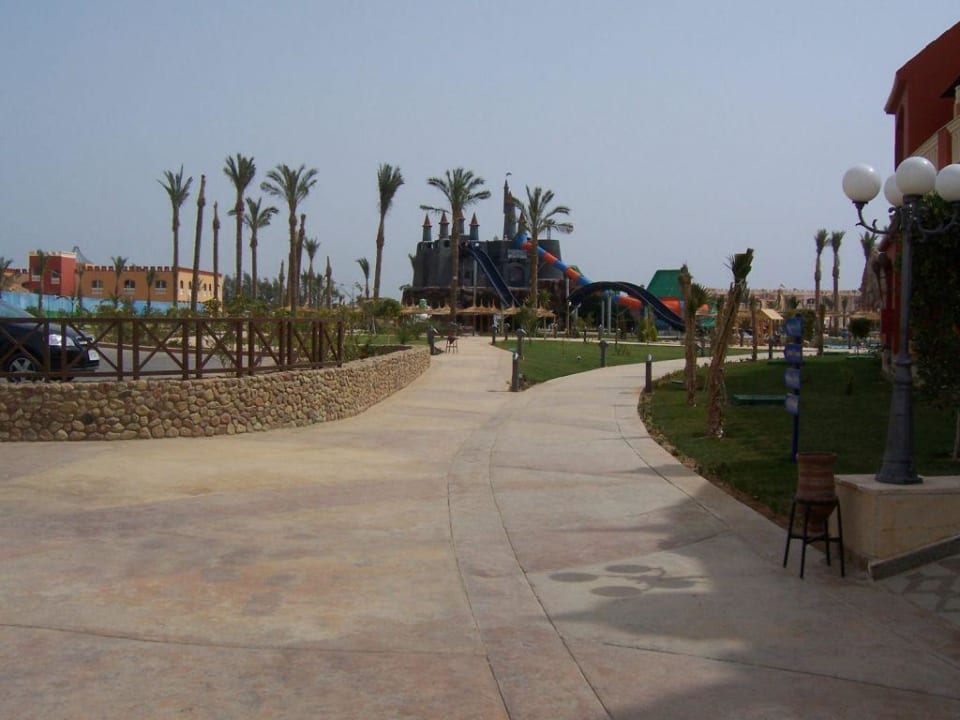 Przed wejściem Pickalbatros Aqua Blu Resort - Sharm El Sheikh