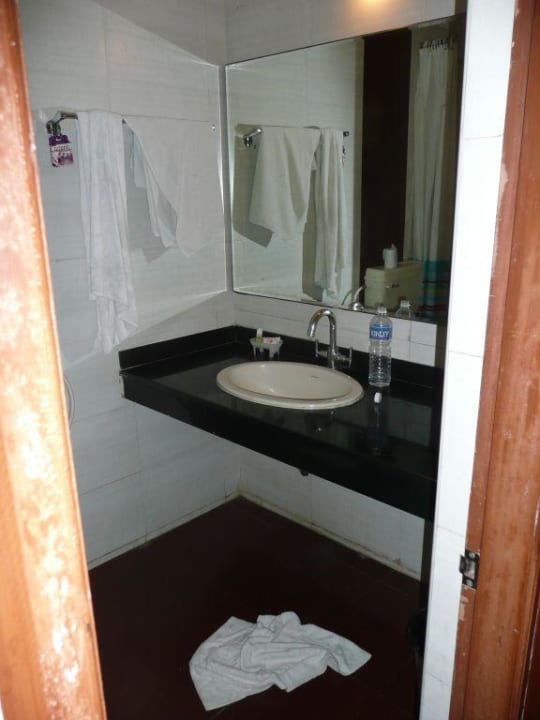 Die andere Seite des Bades Hotel Empire International