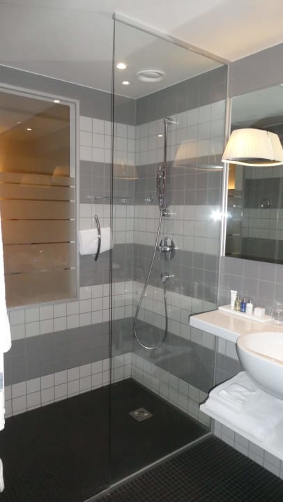 Zimmer Radisson Blu Hotel Zürich Airport