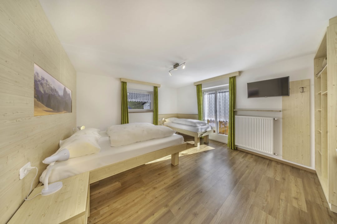 Zimmer Chalet Dumbria Dolomites