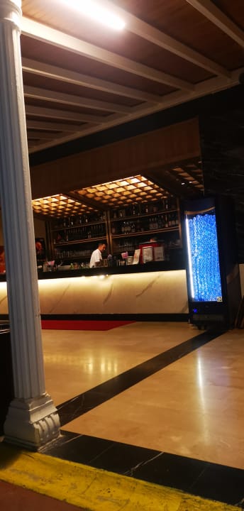 Gastro LRS Port River Hotel & Spa