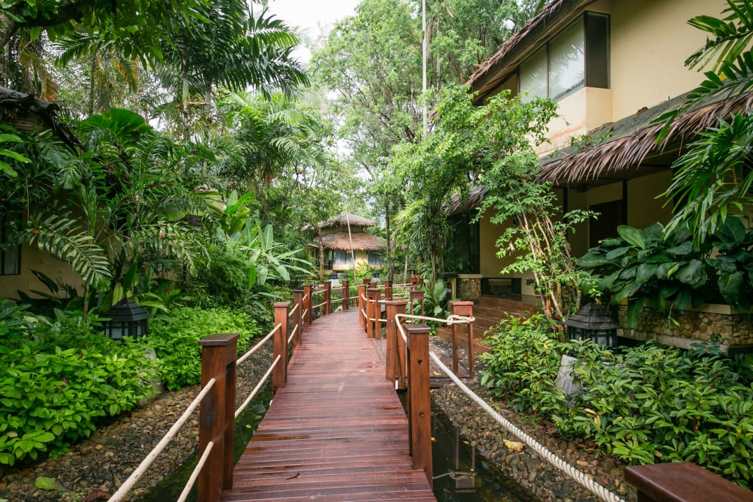 Gartenanlage Centara Koh Chang Tropicana Resort