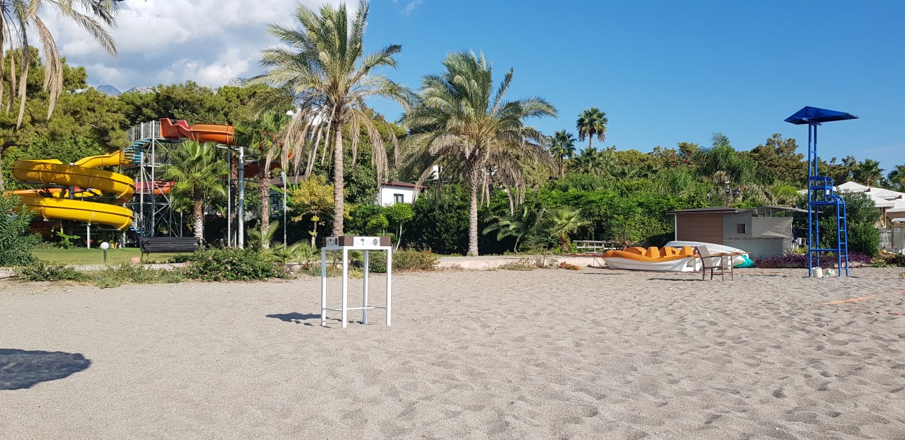 Strand Club Boran Mare Beach