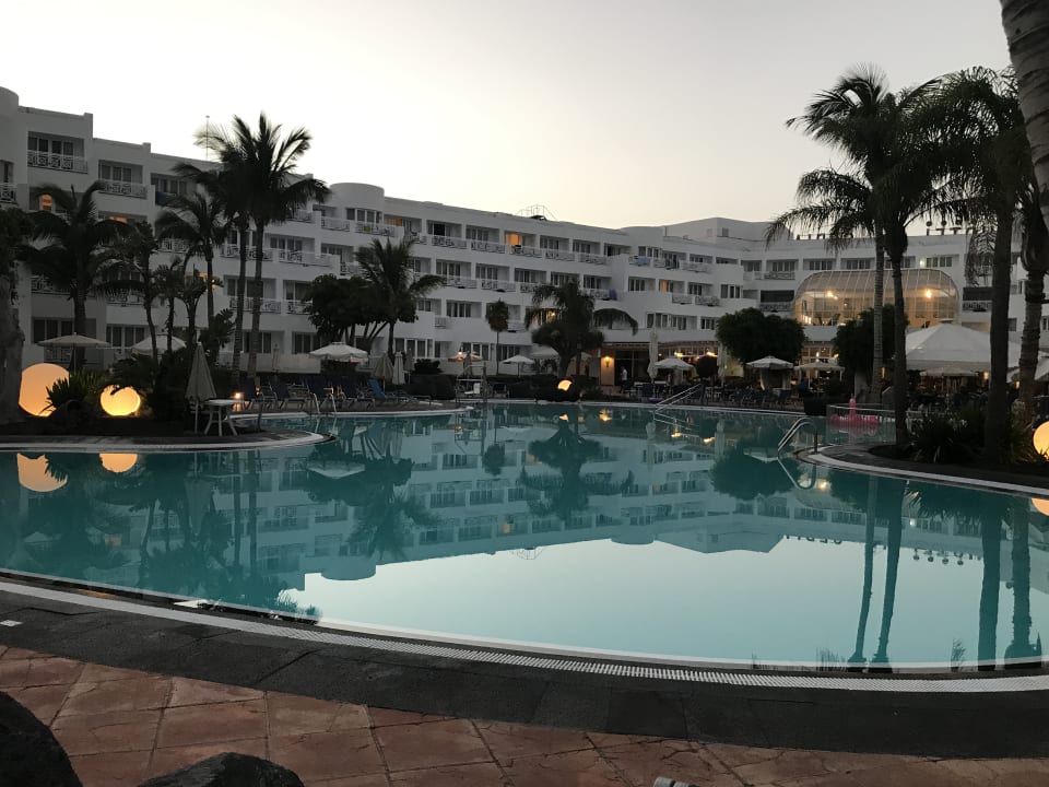 Pool Hipotels La Geria