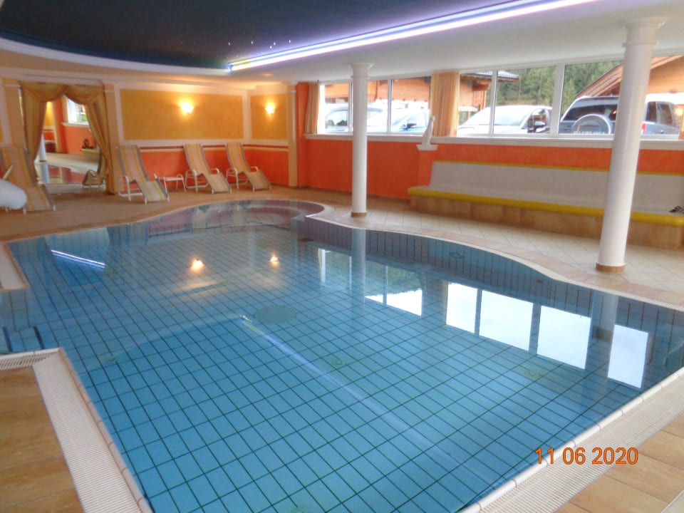 Pool Hotel Alphof Alpbach