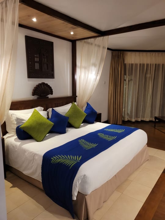 Zimmer Royal Palms Beach Hotel