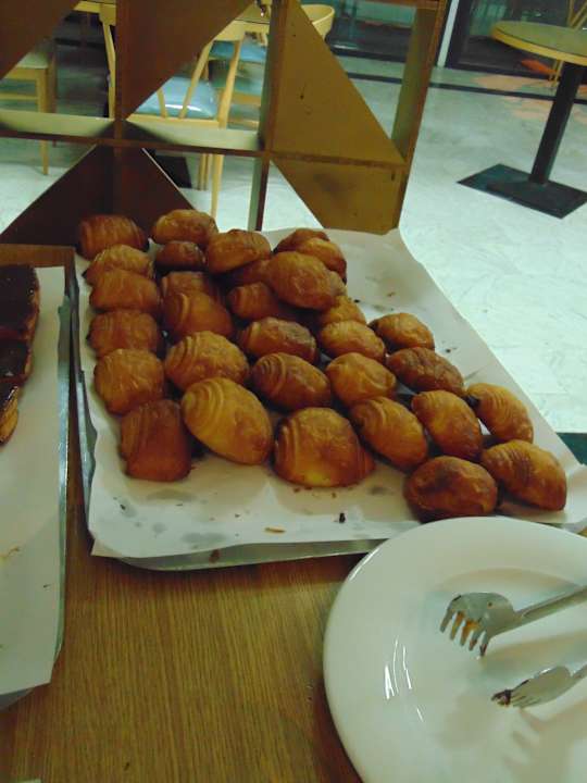 Gastro Hotel Golden Tulip El Mechtel