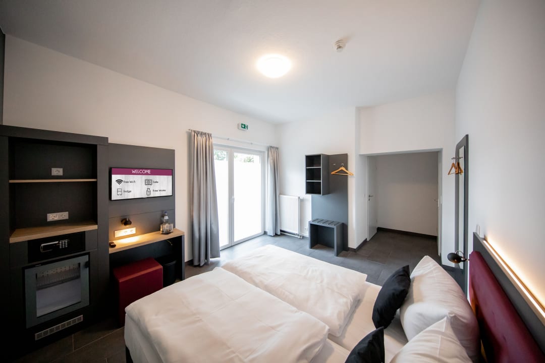 Zimmer Airport Hotel Dürscheidt
