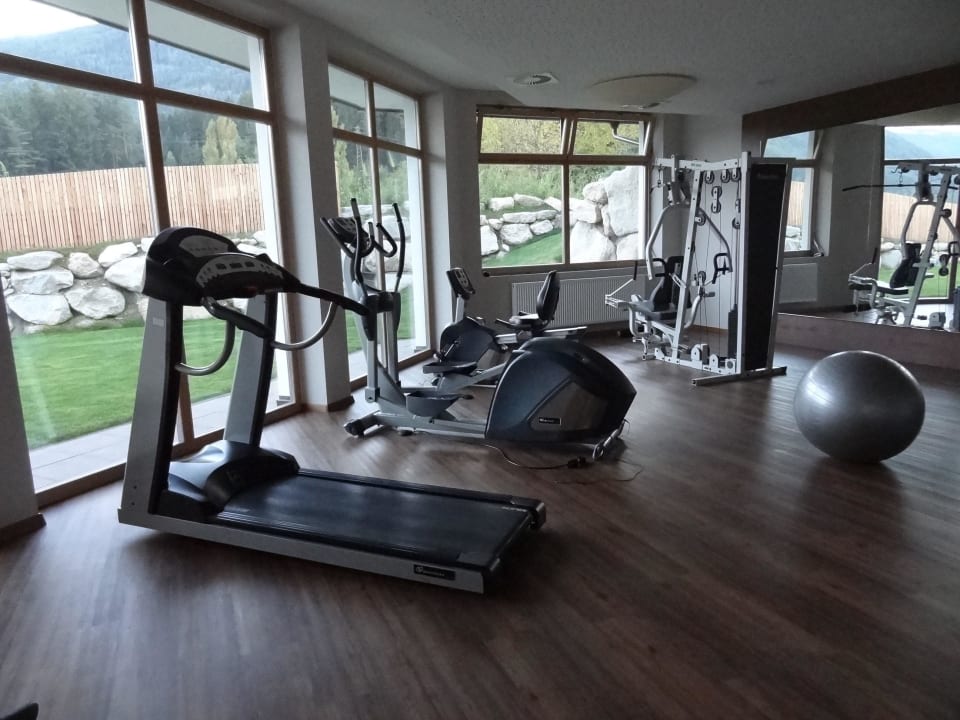 Fitnessraum Kronblick - Well-being Hotel