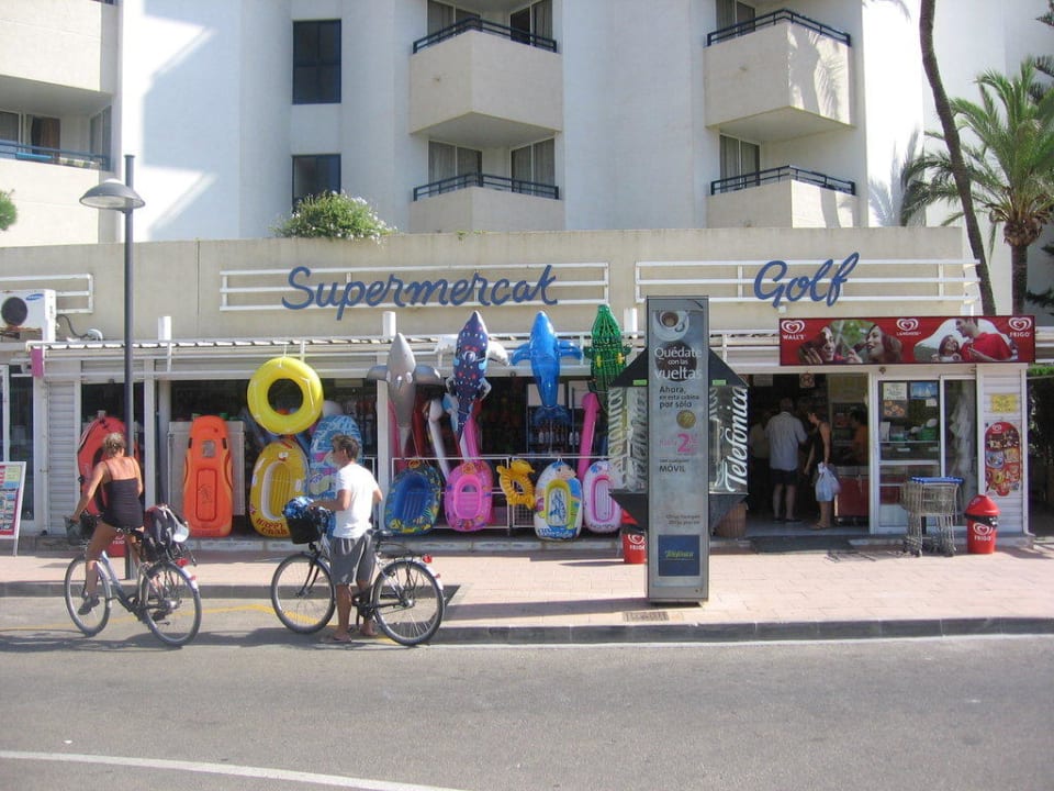 Kleiner Laden am Hotel Hipotels Bahia Grande