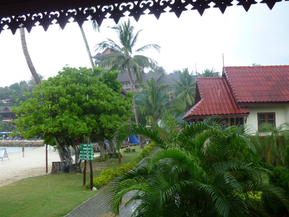 Blick von meinem Beachfront Bungalow H 11 bei Rege Long Bay Resort Koh Phangan