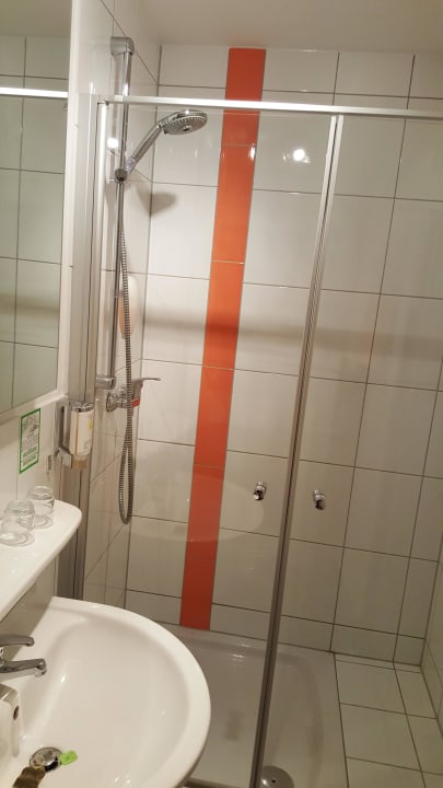 Bad (sauber) Hotel Am Brauerei-Dreieck