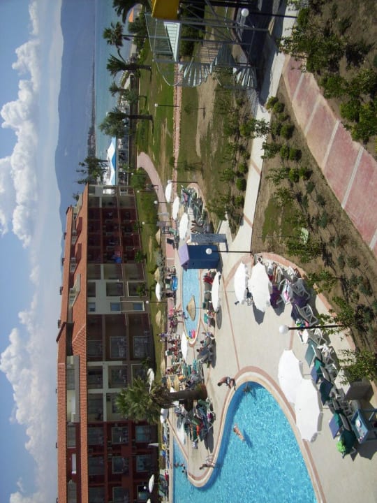 Poolanlage von der Rutschenanlage fotografiert Ephesia Holiday Beach Club