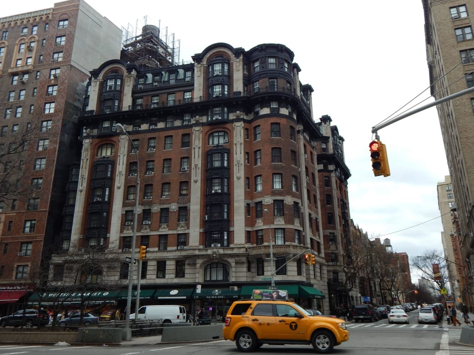 Das Hotel von außen Hotel Belleclaire