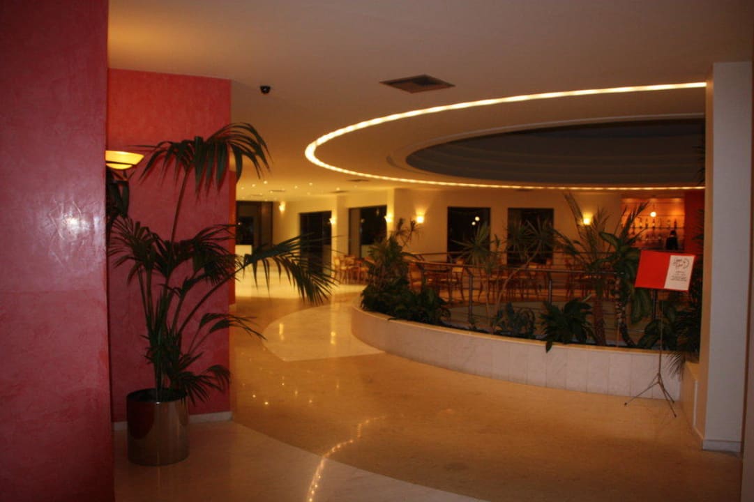 1.Stock Grand Hotel Holiday Resort