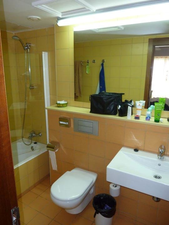 Bad vom Doppelzimmer SBH Hotel Taro Beach