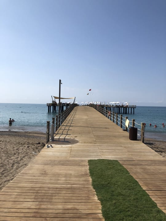 Strand Xanadu Resort Hotel