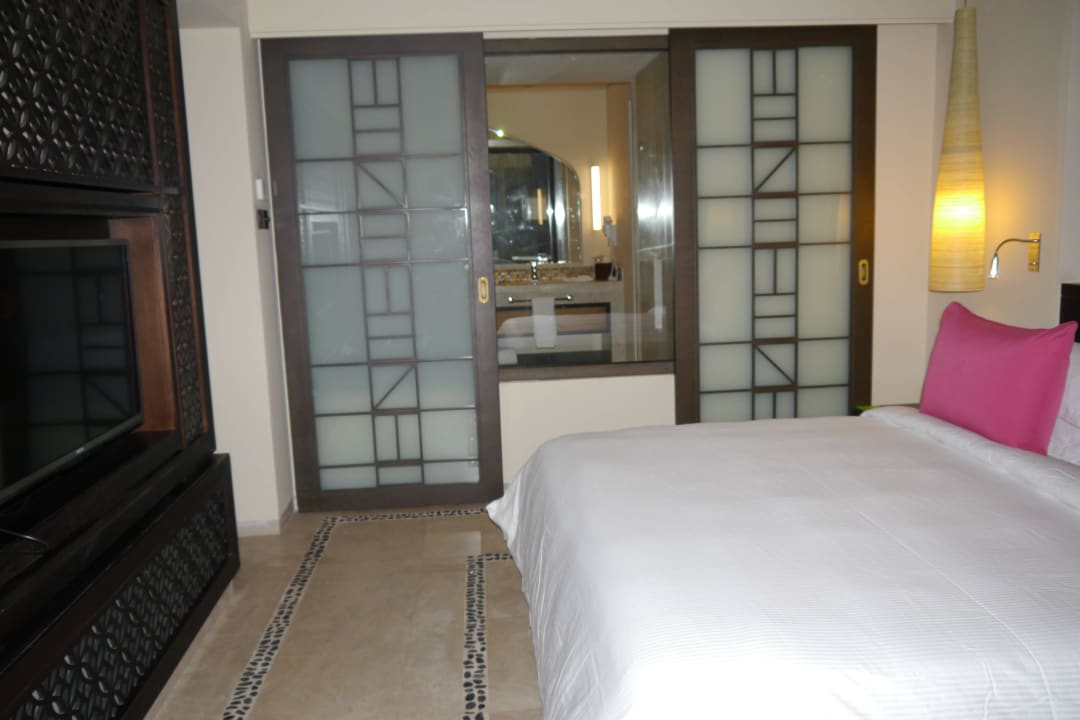 Deluxe-Zimmer mti Blick aufs Bad Salalah Rotana Resort