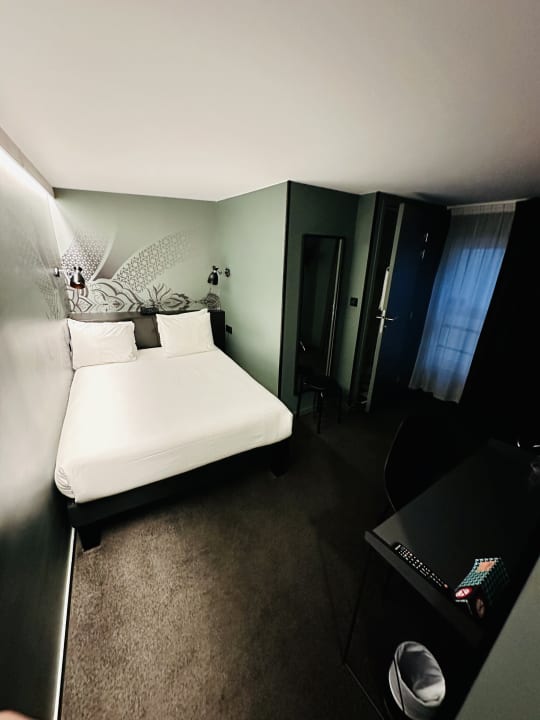 Zimmer Ibis Styles Paris Gare de l'Est Magenta