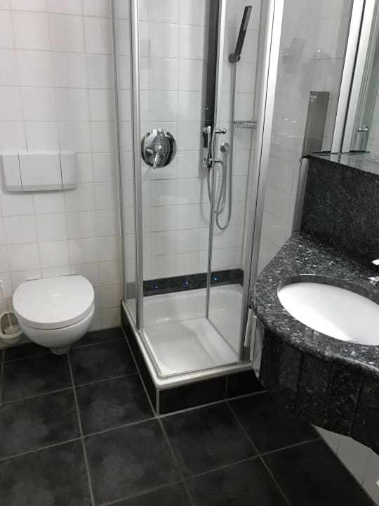 Badezimmer PLAZA INN Heilbronn