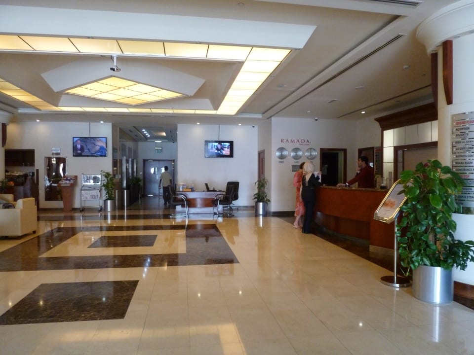 Lobby Ramada By Wyndham Dubai Deira