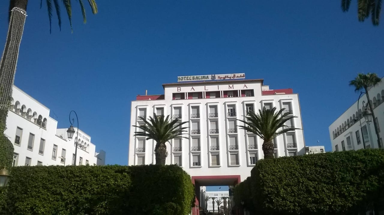 Внешний вид величественного отеля Hotel Balima